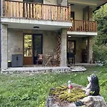 3 спални - електрическо подово отопление - бърз Wifi - веранда - в гората - Warm Forest Nest
