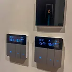 3 спални - електрическо подово отопление - бърз Wifi - веранда - в гората - Warm Forest Nest Pamporovo