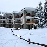 3 спални - електрическо подово отопление - бърз Wifi - веранда - в гората - Warm Forest Nest Apartment *