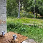 Apartment 3 спални - електрическо подово отопление - бърз Wifi - веранда - в гората - Warm Forest Nest Pamporovo