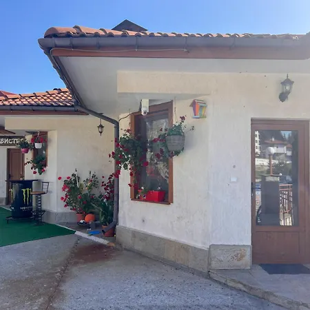 3 спални - електрическо подово отопление - бърз Wifi - веранда - в гората - Warm Forest Nest * Pamporovo