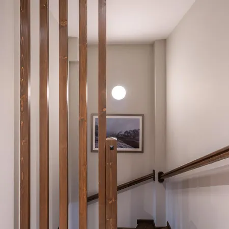 Apartment 3 спални - електрическо подово отопление - бърз Wifi - веранда - в гората - Warm Forest Nest