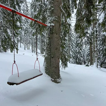 Apartment 3 спални - електрическо подово отопление - бърз Wifi - веранда - в гората - Warm Forest Nest