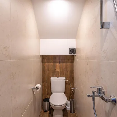 Apartment 3 спални - електрическо подово отопление - бърз Wifi - веранда - в гората - Warm Forest Nest *