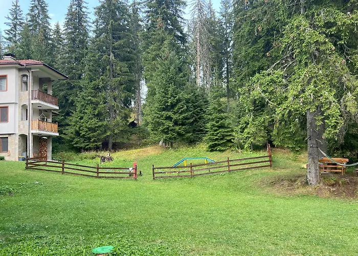 3 спални - електрическо подово отопление - бърз Wifi - веранда - в гората - Warm Forest Nest Pamporovo