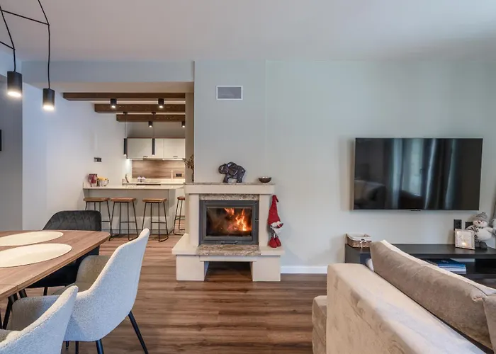 Apartment 3 спални - електрическо подово отопление - бърз Wifi - веранда - в гората - Warm Forest Nest *