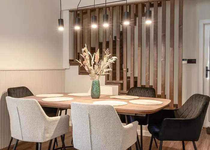 Apartment 3 спални - електрическо подово отопление - бърз Wifi - веранда - в гората - Warm Forest Nest *