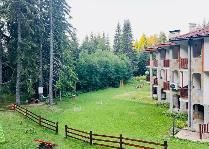 3 спални - електрическо подово отопление - бърз Wifi - веранда - в гората - Warm Forest Nest Pamporovo