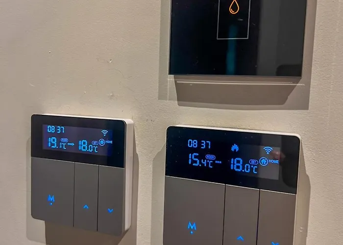 3 спални - електрическо подово отопление - бърз Wifi - веранда - в гората - Warm Forest Nest Pamporovo