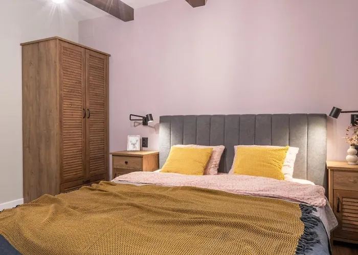 Apartment 3 спални - електрическо подово отопление - бърз Wifi - веранда - в гората - Warm Forest Nest