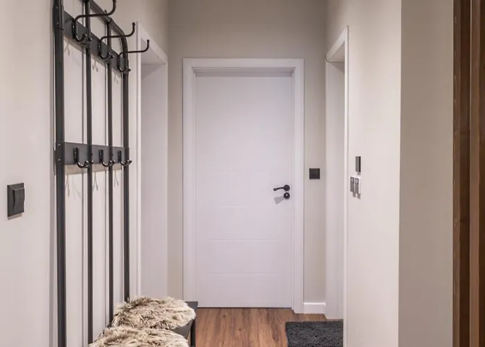 Apartment 3 спални - електрическо подово отопление - бърз Wifi - веранда - в гората - Warm Forest Nest *